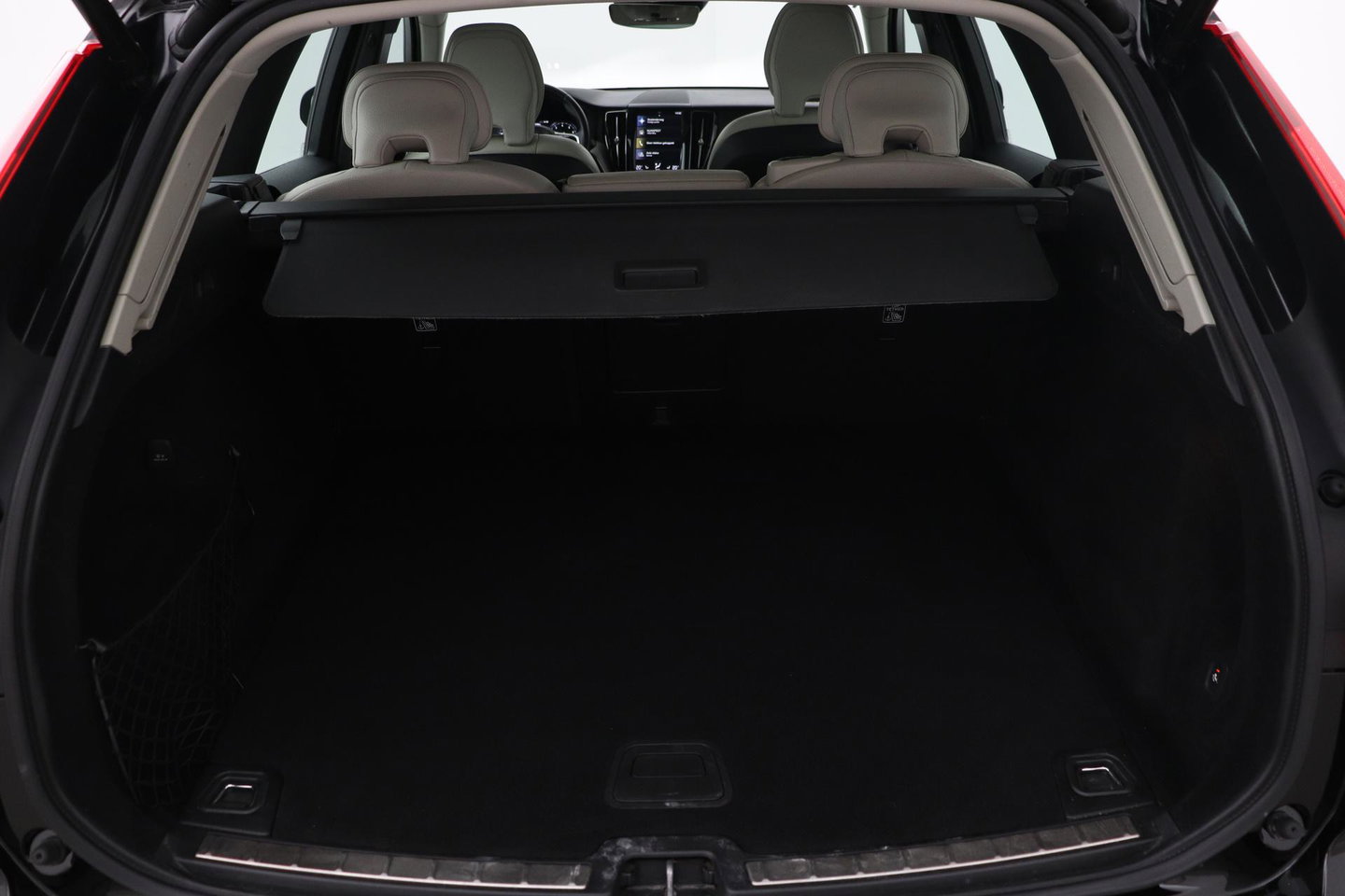 Volvo XC60 T4 Inscription | Panoramadak | Head-Up | Camera | Stoelverwarming | Leder | Trekhaak