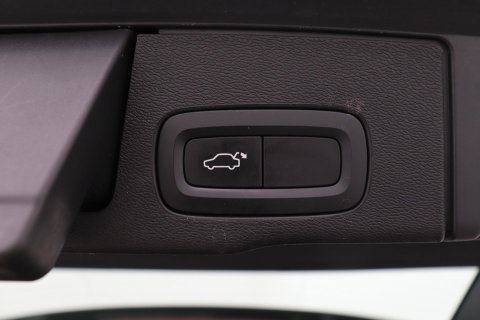 Volvo XC60 T4 Inscription | Panoramadak | Head-Up | Camera | Stoelverwarming | Leder | Trekhaak