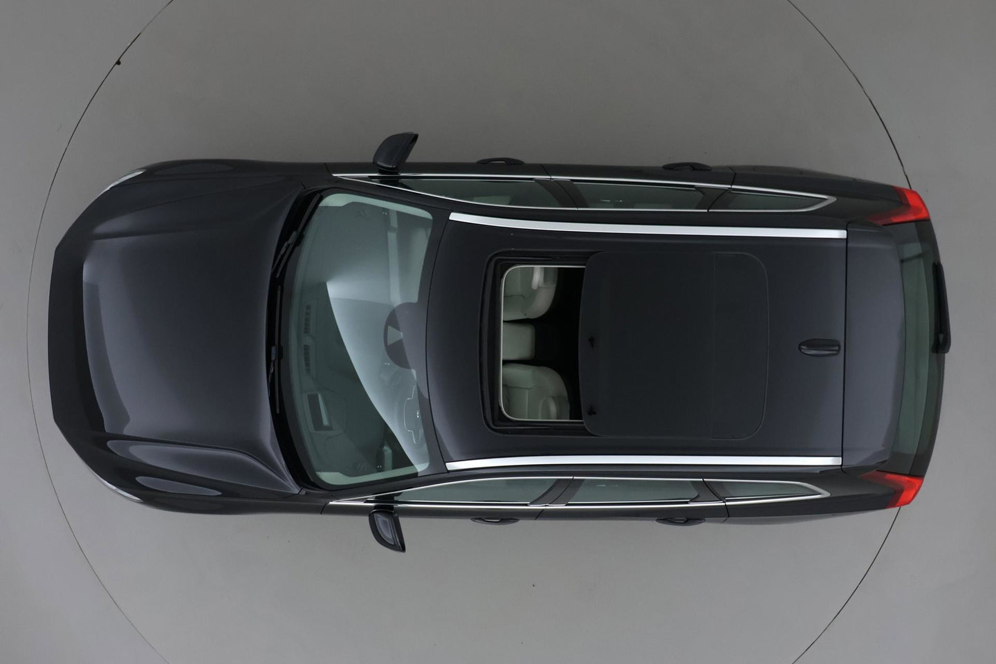 Volvo XC60 T4 Inscription | Panoramadak | Head-Up | Camera | Stoelverwarming | Leder | Trekhaak