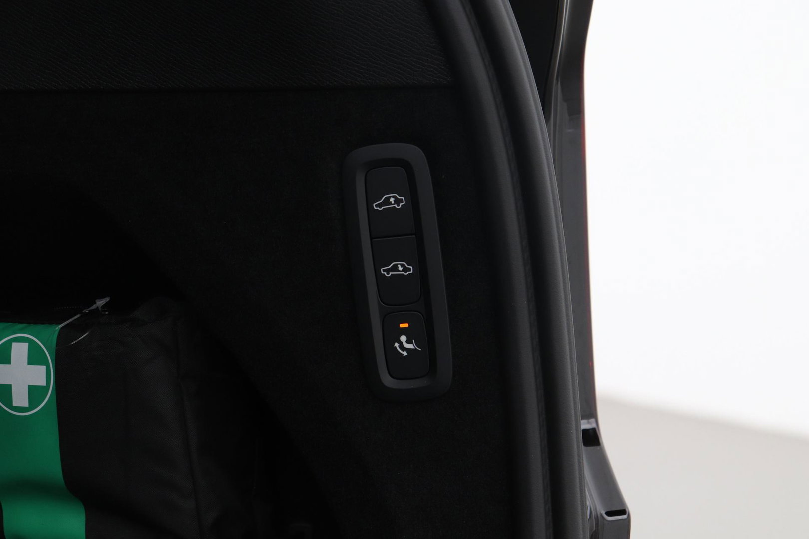 Volvo XC90 T8 Plug-in hybrid Ultra Bright | Luchtvering | Bowers&Wilkins | Trekhaak | Massage+Ventilatie | Head-Up