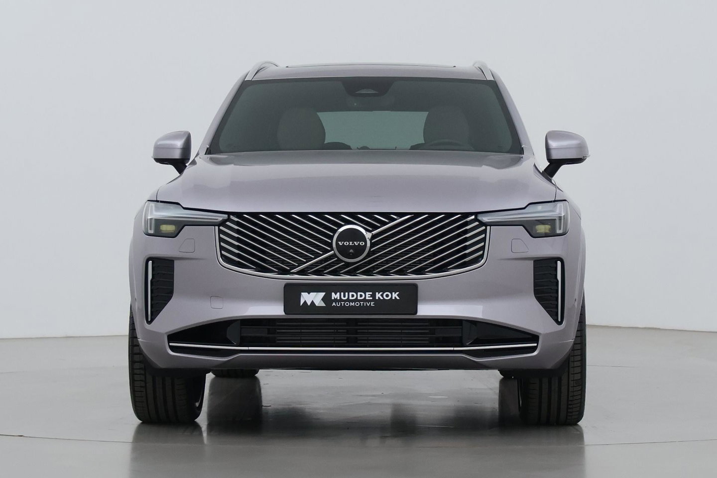 Volvo XC90 T8 Plug-in hybrid Ultra Bright | Luchtvering | Bowers&Wilkins | Trekhaak | Massage+Ventilatie | Head-Up