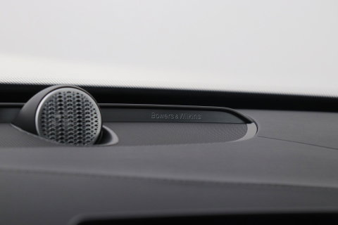 Volvo XC90 T8 Plug-in hybrid Ultra Bright | Luchtvering | Bowers&Wilkins | Trekhaak | Massage+Ventilatie | Head-Up