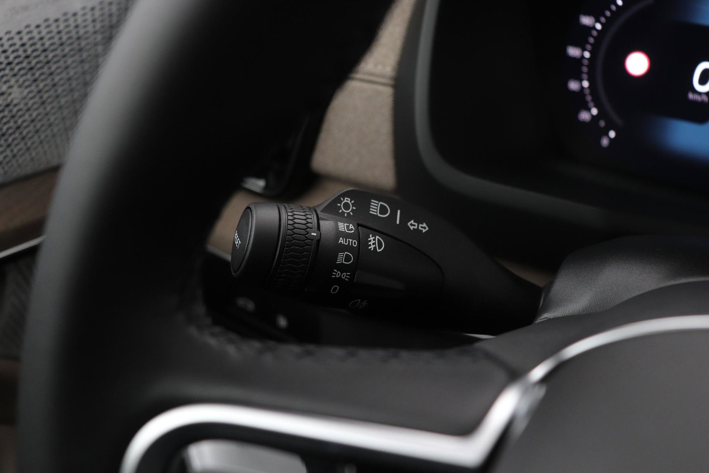 Volvo XC90 T8 Plug-in hybrid Ultra Bright | Luchtvering | Bowers&Wilkins | Trekhaak | Massage+Ventilatie | Head-Up