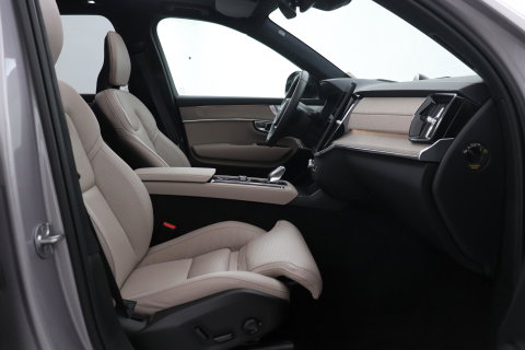 Volvo XC90 T8 Plug-in hybrid Ultra Bright | Luchtvering | Bowers&Wilkins | Trekhaak | Massage+Ventilatie | Head-Up