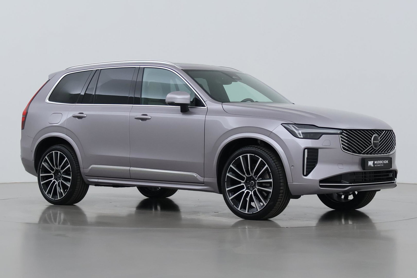 Volvo XC90 T8 Plug-in hybrid Ultra Bright | Luchtvering | Bowers&Wilkins | Trekhaak | Massage+Ventilatie | Head-Up