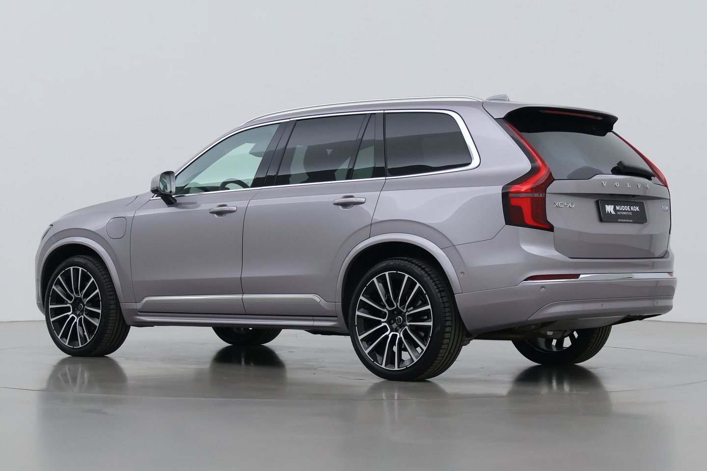 Volvo XC90 T8 Plug-in hybrid Ultra Bright | Luchtvering | Bowers&Wilkins | Trekhaak | Massage+Ventilatie | Head-Up
