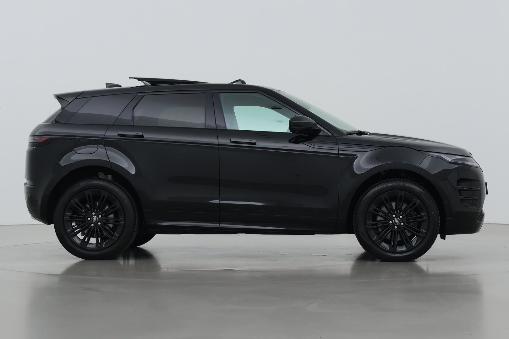 Land Rover Range Rover Evoque 1.5 P270e PHEV AWD Dynamic SE | Black Pack | Schuif/kanteldak | Trekhaak | ACC | 360° Camera