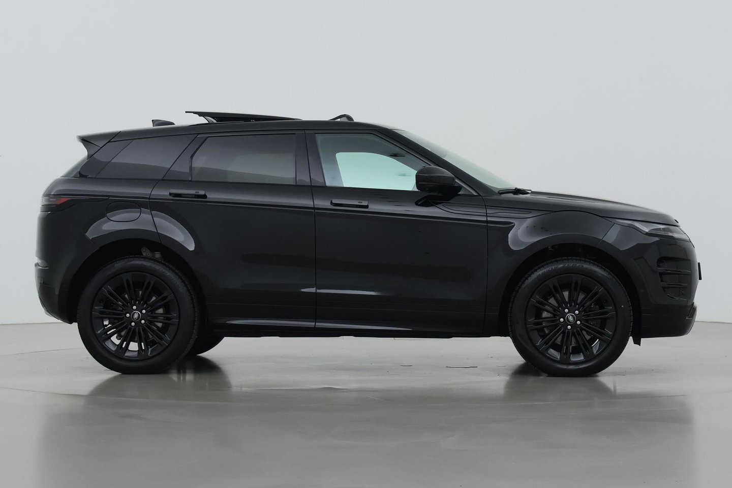 Land Rover Range Rover Evoque 1.5 P270e PHEV AWD Dynamic SE | Black Pack | Schuif/kanteldak | Trekhaak | ACC | 360° Camera