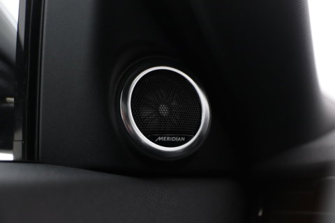 Land Rover Range Rover Evoque 1.5 P270e PHEV AWD Dynamic SE | Black Pack | Schuif/kanteldak | Trekhaak | ACC | 360° Camera