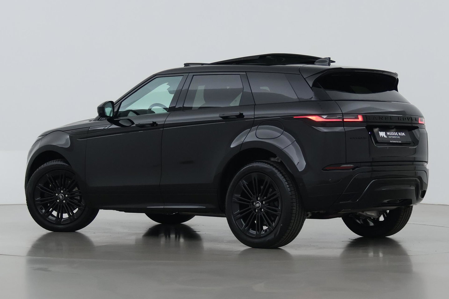 Land Rover Range Rover Evoque 1.5 P270e PHEV AWD Dynamic SE | Black Pack | Schuif/kanteldak | Trekhaak | ACC | 360° Camera