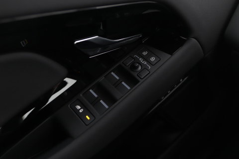 Land Rover Range Rover Evoque 1.5 P270e PHEV AWD Dynamic SE | Black Pack | Schuif/kanteldak | Trekhaak | ACC | 360° Camera