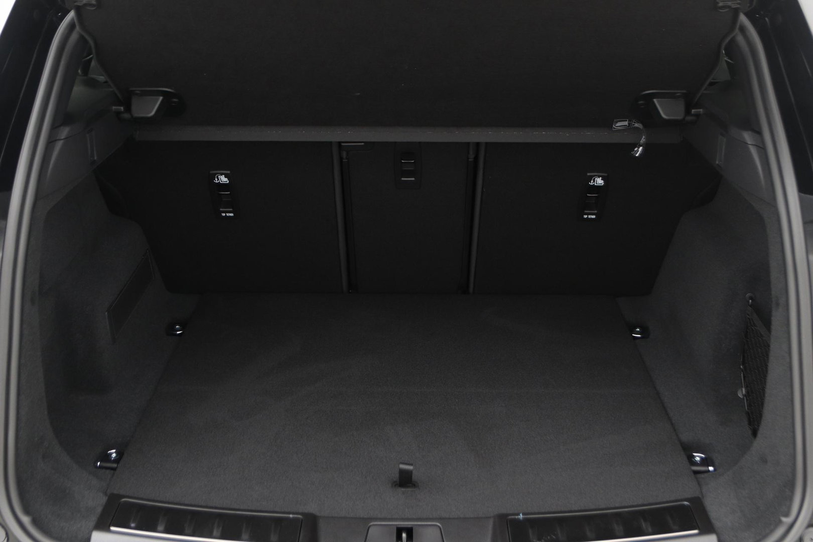 Land Rover Range Rover Evoque 1.5 P270e PHEV AWD Dynamic SE | Black Pack | Schuif/kanteldak | Trekhaak | ACC | 360° Camera
