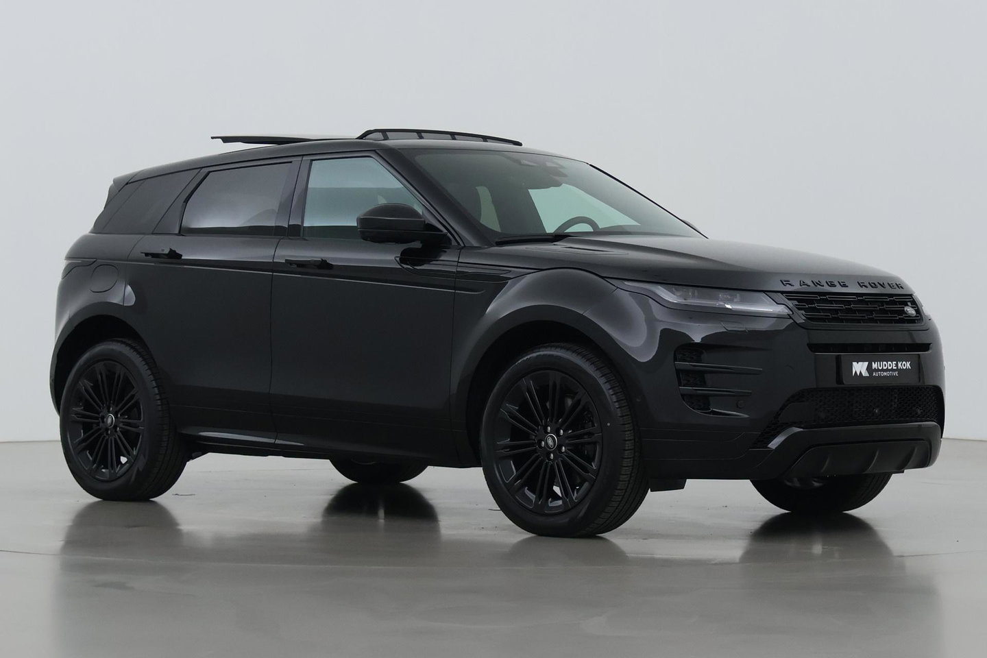 Land Rover Range Rover Evoque 1.5 P270e PHEV AWD Dynamic SE | Black Pack | Schuif/kanteldak | Trekhaak | ACC | 360° Camera