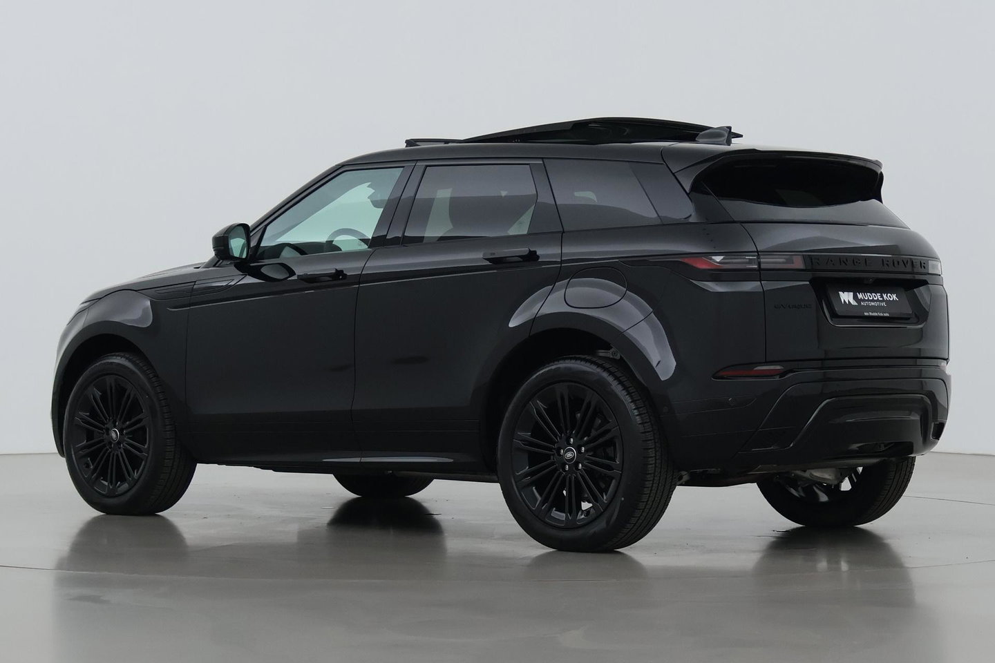 Land Rover Range Rover Evoque 1.5 P270e PHEV AWD Dynamic SE | Black Pack | Schuif/kanteldak | Trekhaak | ACC | 360° Camera