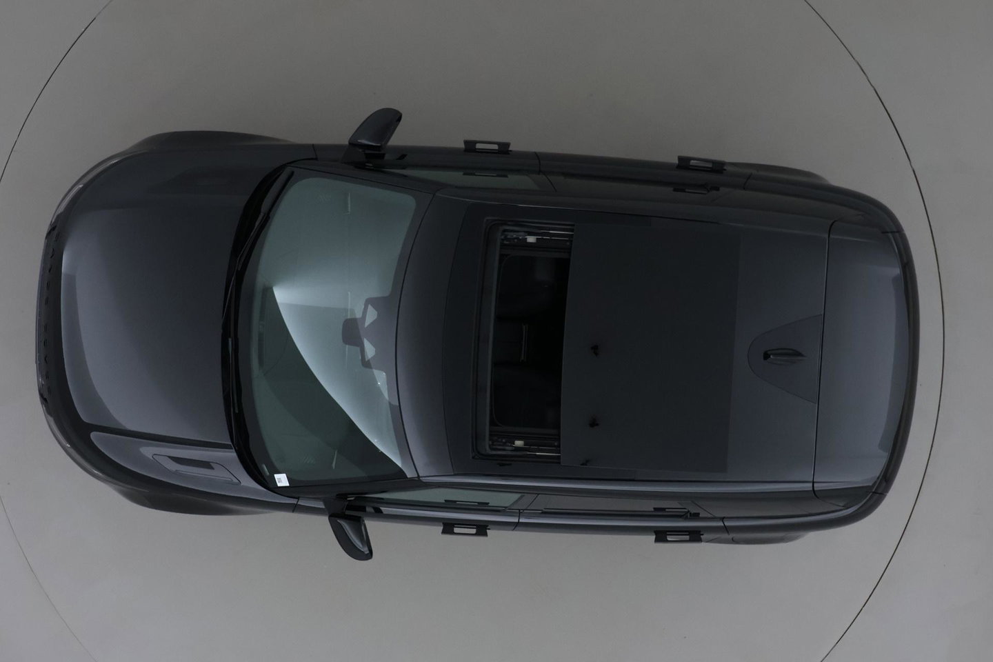 Land Rover Range Rover Evoque 1.5 P270e PHEV AWD Dynamic SE | Black Pack | Schuif/kanteldak | Trekhaak | ACC | 360° Camera