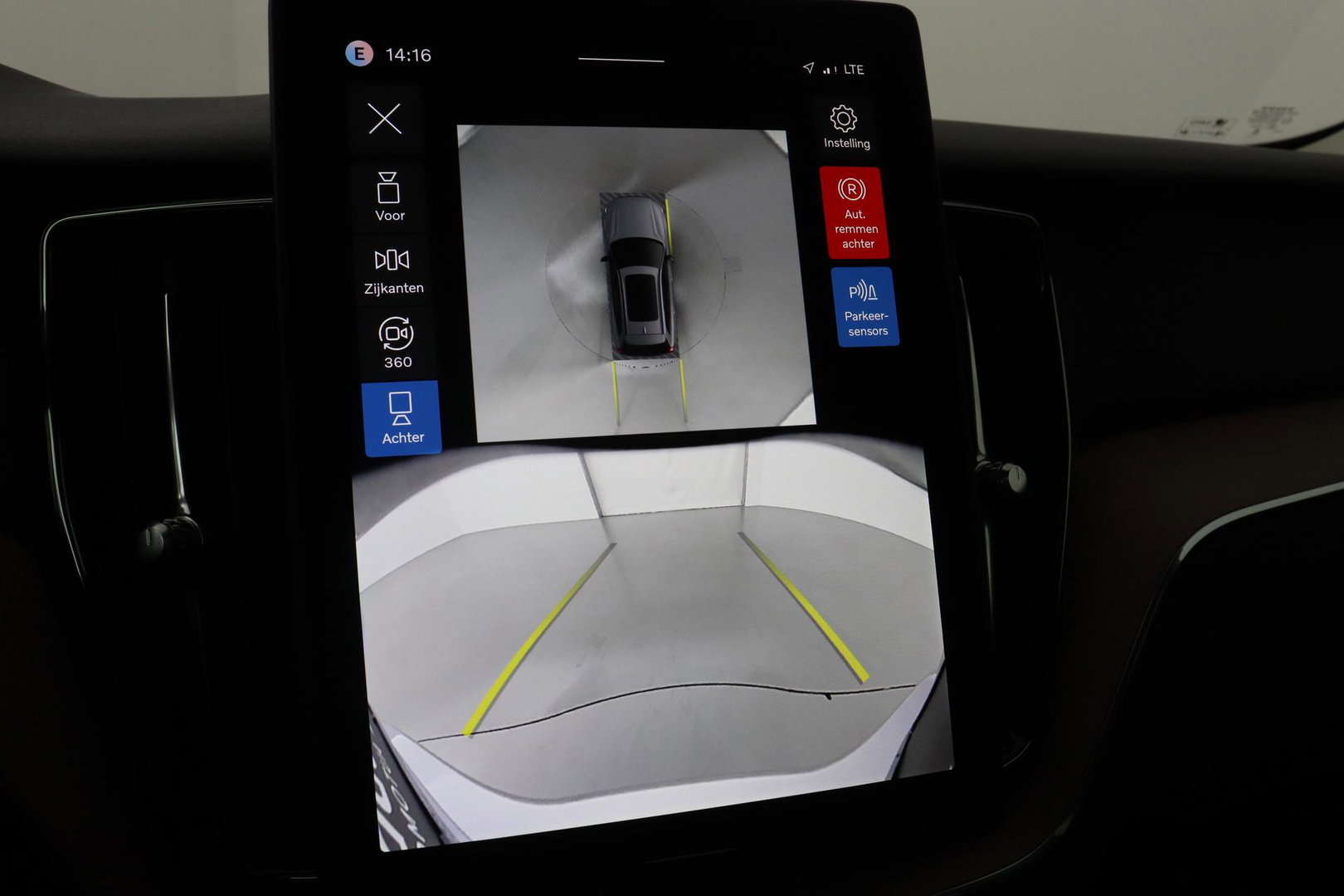 Volvo XC60 T6 Plug-in hybrid Plus Dark | NIEUW | Head-Up | ACC | 360° Camera | Panoramadak | BLIS