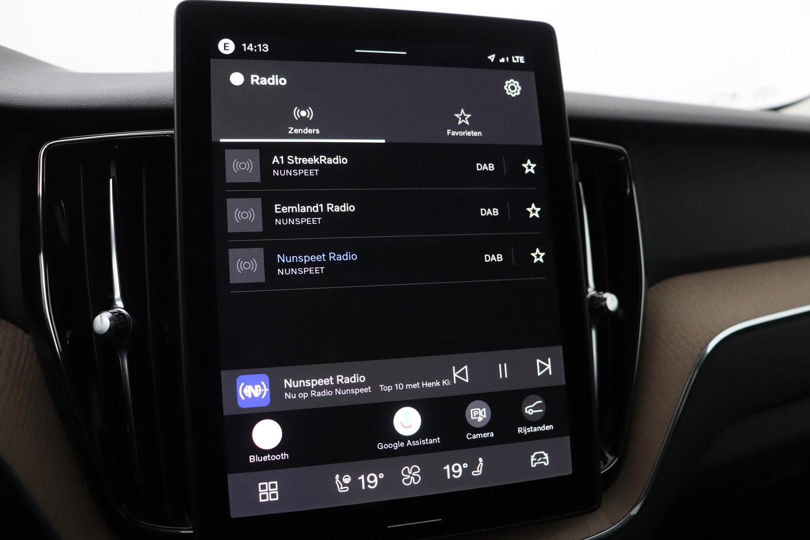 Volvo XC60 T6 Plug-in hybrid Plus Dark | NIEUW | Head-Up | ACC | 360° Camera | Panoramadak | BLIS