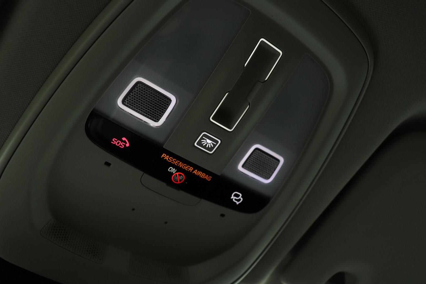 Volvo XC60 T6 Plug-in hybrid Plus Dark | NIEUW | Head-Up | ACC | 360° Camera | Panoramadak | BLIS