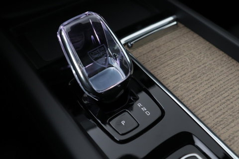 Volvo XC60 T6 Plug-in hybrid Plus Dark | NIEUW | Head-Up | ACC | 360° Camera | Panoramadak | BLIS