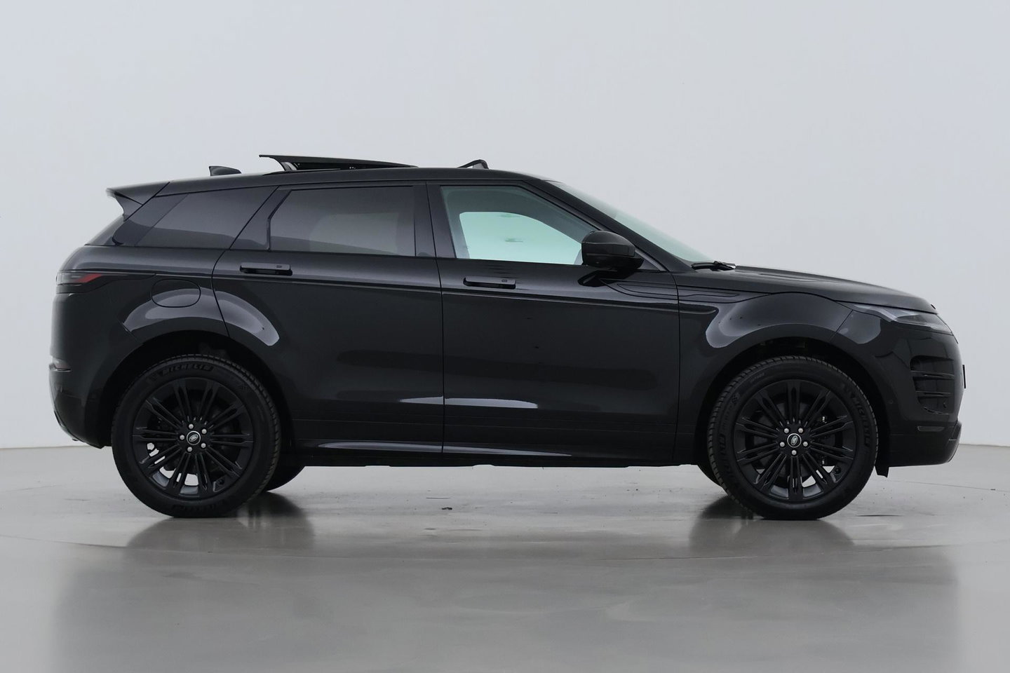 Land Rover Range Rover Evoque P270e PHEV Dynamic SE | Black Pack | Panoramadak | Meridian | ACC | 360 Camera | Stoel+Stuurverwarming