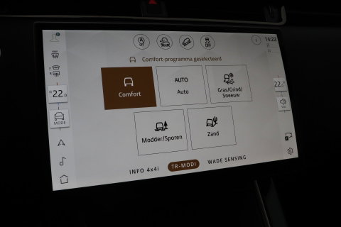 Land Rover Range Rover Evoque P270e PHEV Dynamic SE | Black Pack | Panoramadak | Meridian | ACC | 360 Camera | Stoel+Stuurverwarming