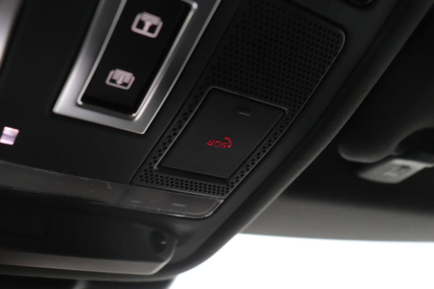 Land Rover Range Rover Evoque P270e PHEV Dynamic SE | Black Pack | Panoramadak | Meridian | ACC | 360 Camera | Stoel+Stuurverwarming