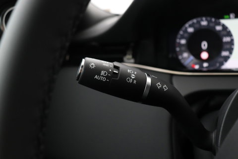 Land Rover Range Rover Evoque P270e PHEV Dynamic SE | Black Pack | Panoramadak | Meridian | ACC | 360 Camera | Stoel+Stuurverwarming
