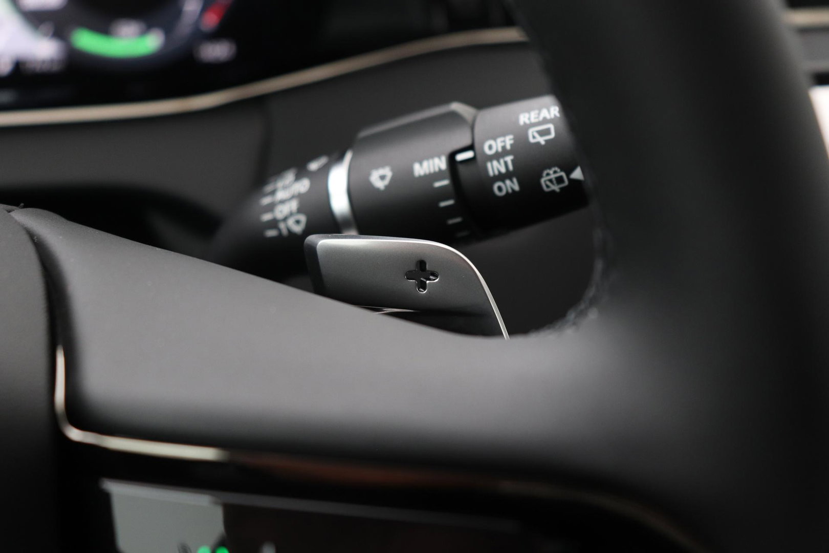 Land Rover Range Rover Evoque P270e PHEV Dynamic SE | Black Pack | Panoramadak | Meridian | ACC | 360 Camera | Stoel+Stuurverwarming