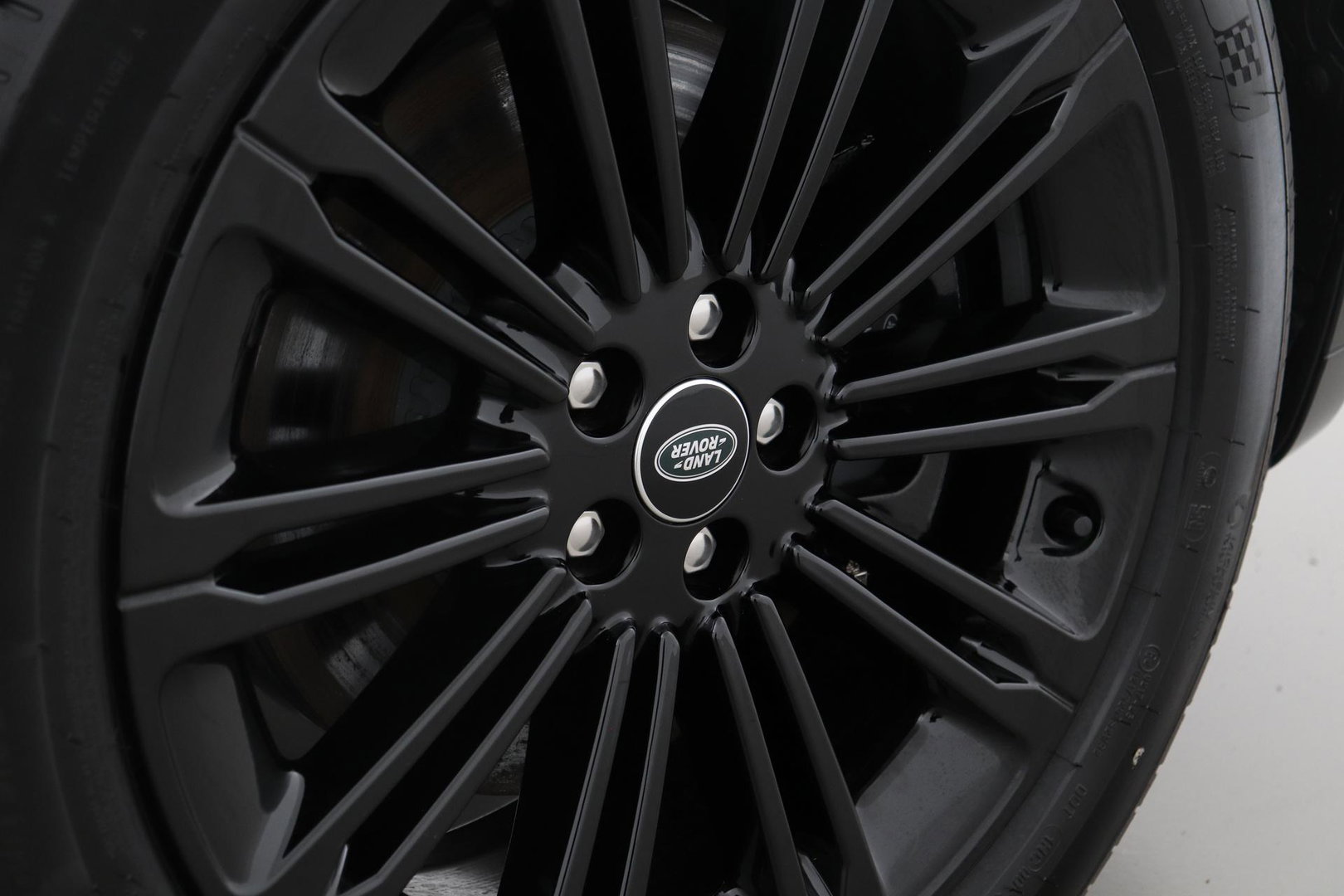Land Rover Range Rover Evoque P270e PHEV Dynamic SE | Black Pack | Panoramadak | Meridian | ACC | 360 Camera | Stoel+Stuurverwarming