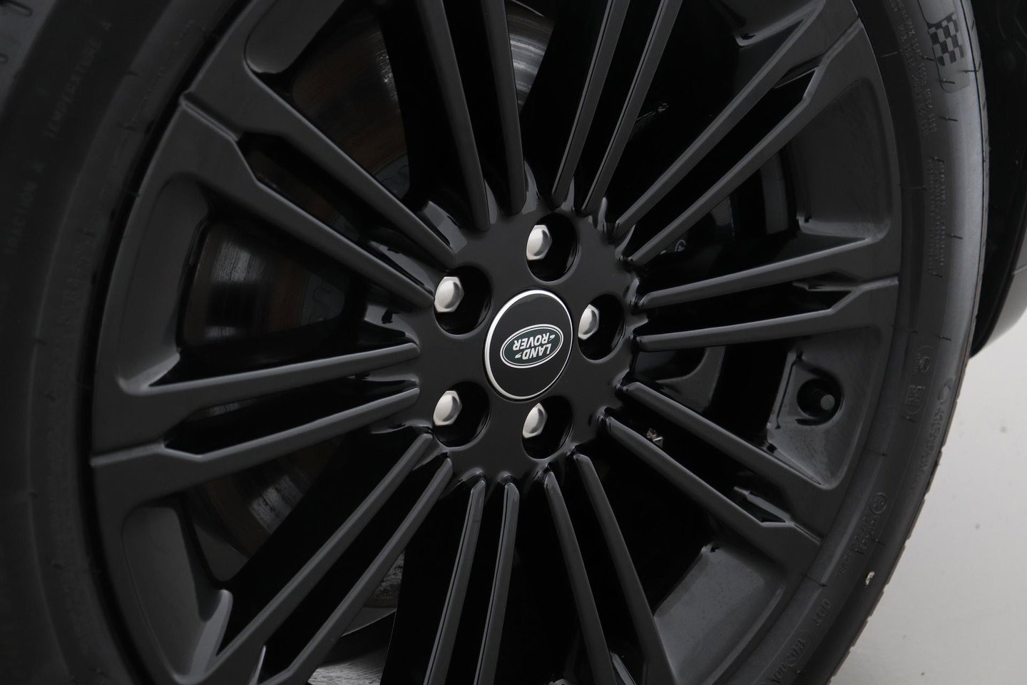 Land Rover Range Rover Evoque P270e PHEV Dynamic SE | Black Pack | Panoramadak | Meridian | ACC | 360 Camera | Stoel+Stuurverwarming