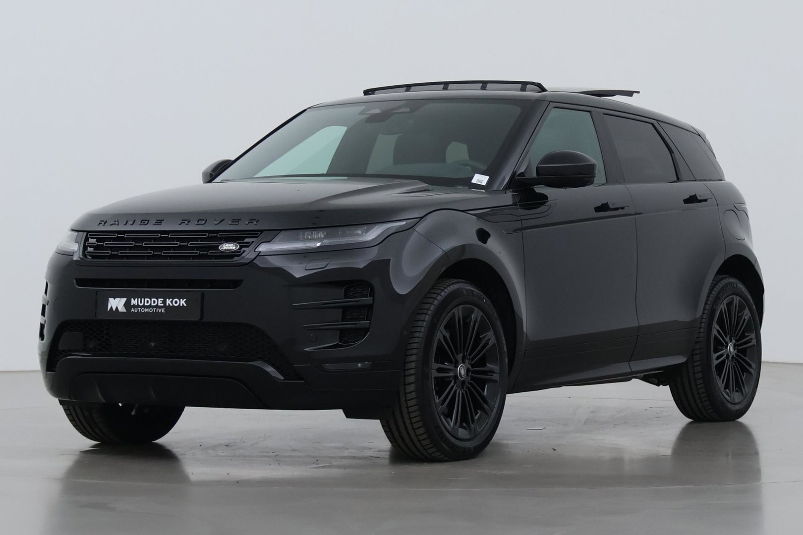 Land Rover Range Rover Evoque P270e PHEV Dynamic SE | Black Pack | Panoramadak | Meridian | ACC | 360 Camera | Stoel+Stuurverwarming