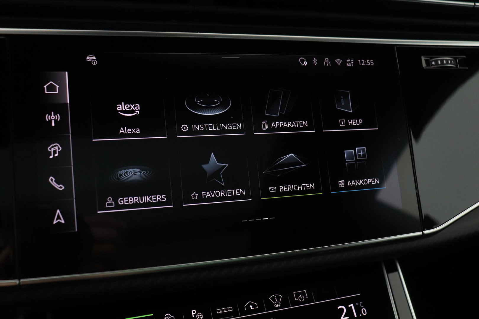 Audi Q8 60 TFSI e quattro Pro Line S Competition | Verde Zeltweg | Luchtvering | Trekhaak | Soft-Close | Panoramadak | B&O | 23 Inch