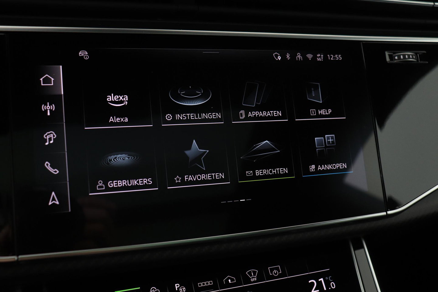 Audi Q8 60 TFSI e quattro Pro Line S Competition | Verde Zeltweg | Luchtvering | Trekhaak | Soft-Close | Panoramadak | B&O | 23 Inch