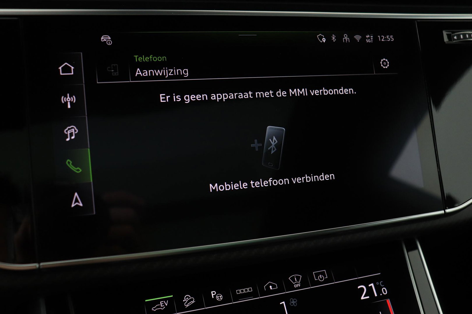 Audi Q8 60 TFSI e quattro Pro Line S Competition | Verde Zeltweg | Luchtvering | Trekhaak | Soft-Close | Panoramadak | B&O | 23 Inch
