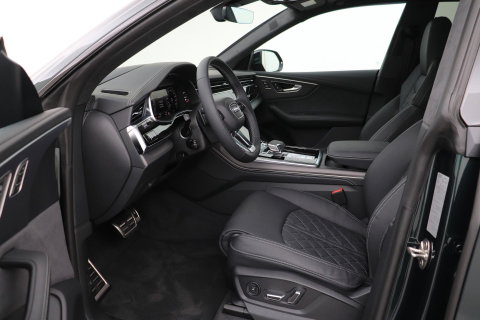 Audi Q8 60 TFSI e quattro Pro Line S Competition | Verde Zeltweg | Luchtvering | Trekhaak | Soft-Close | Panoramadak | B&O | 23 Inch