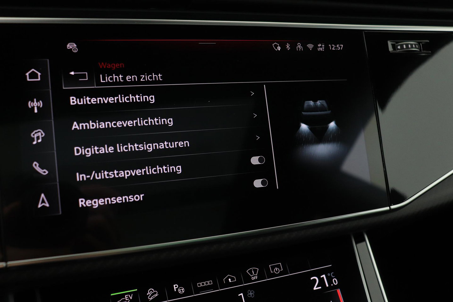 Audi Q8 60 TFSI e quattro Pro Line S Competition | Verde Zeltweg | Luchtvering | Trekhaak | Soft-Close | Panoramadak | B&O | 23 Inch