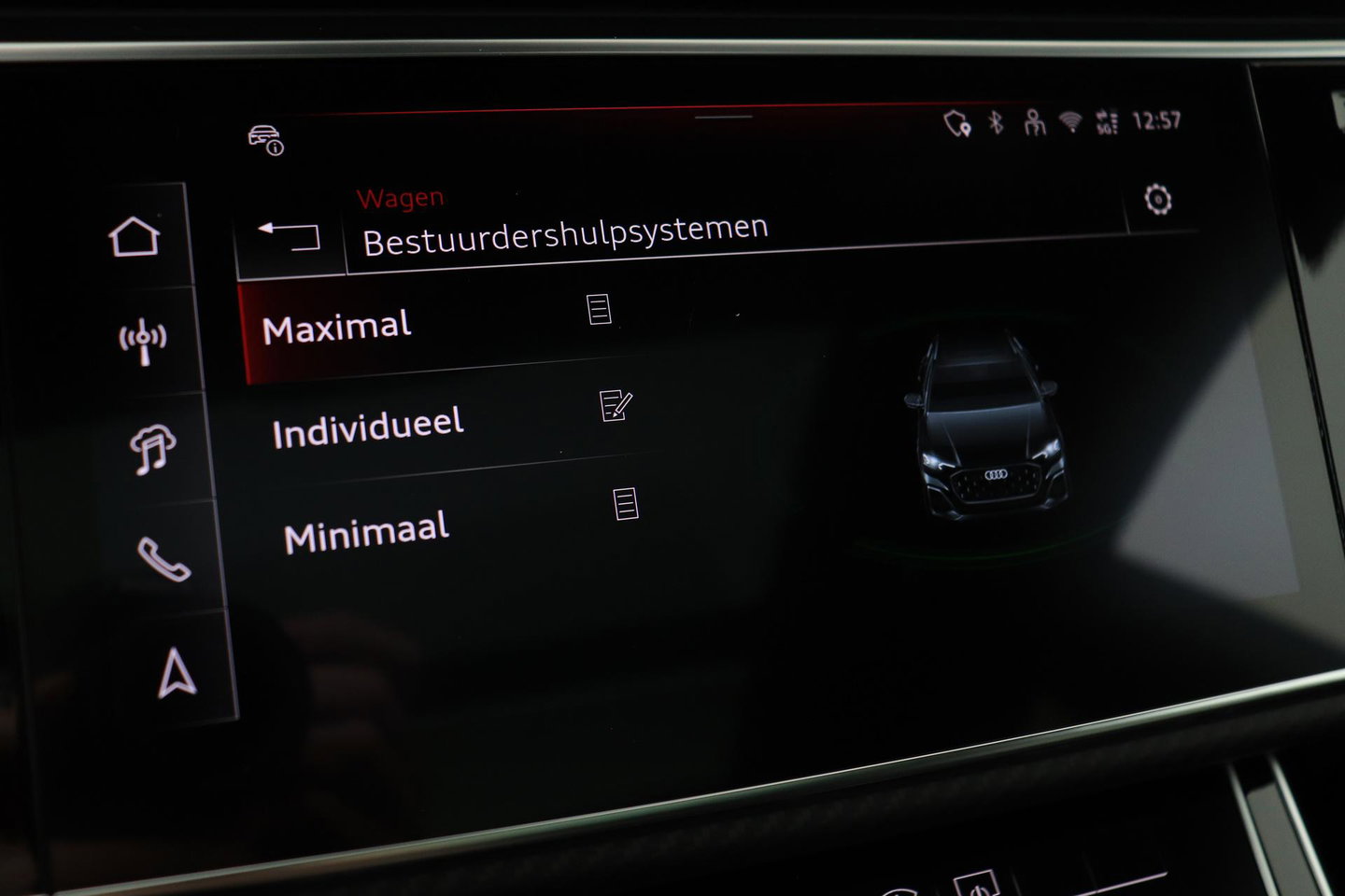 Audi Q8 60 TFSI e quattro Pro Line S Competition | Verde Zeltweg | Luchtvering | Trekhaak | Soft-Close | Panoramadak | B&O | 23 Inch