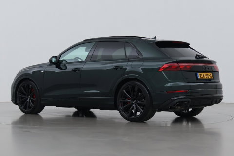 Audi Q8 60 TFSI e quattro Pro Line S Competition | Verde Zeltweg | Luchtvering | Trekhaak | Soft-Close | Panoramadak | B&O | 23 Inch