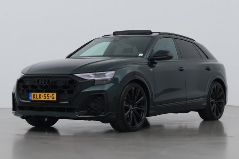 Audi Q8 60 TFSI e quattro Pro Line S Competition | Verde Zeltweg | Luchtvering | Trekhaak | Soft-Close | Panoramadak | B&O | 23 Inch