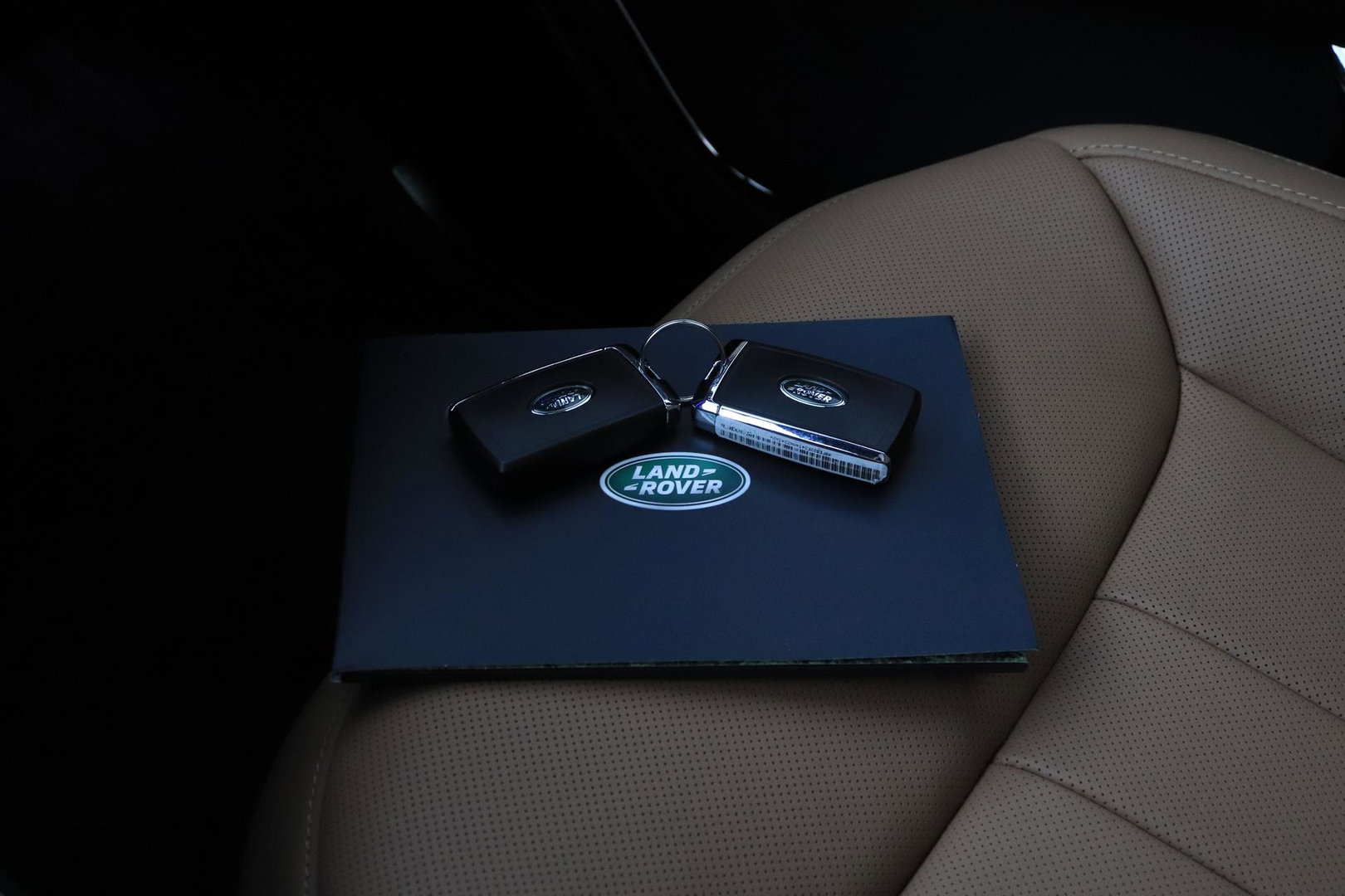 Land Rover Range Rover Sport 3.0 P550e Autobiography PHEV | Caraway | Massage | Meridian Surround | Koelbox | ClearSight | Trekhaak | 23 Inch