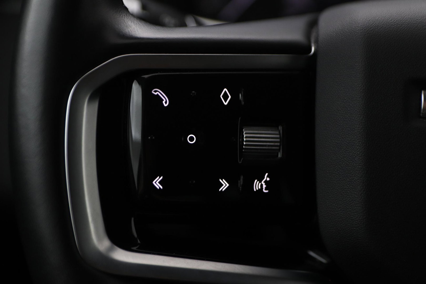 Land Rover Range Rover Evoque P160 S | 20 inch | Trekhaak | 360° Camera | Getint Glas