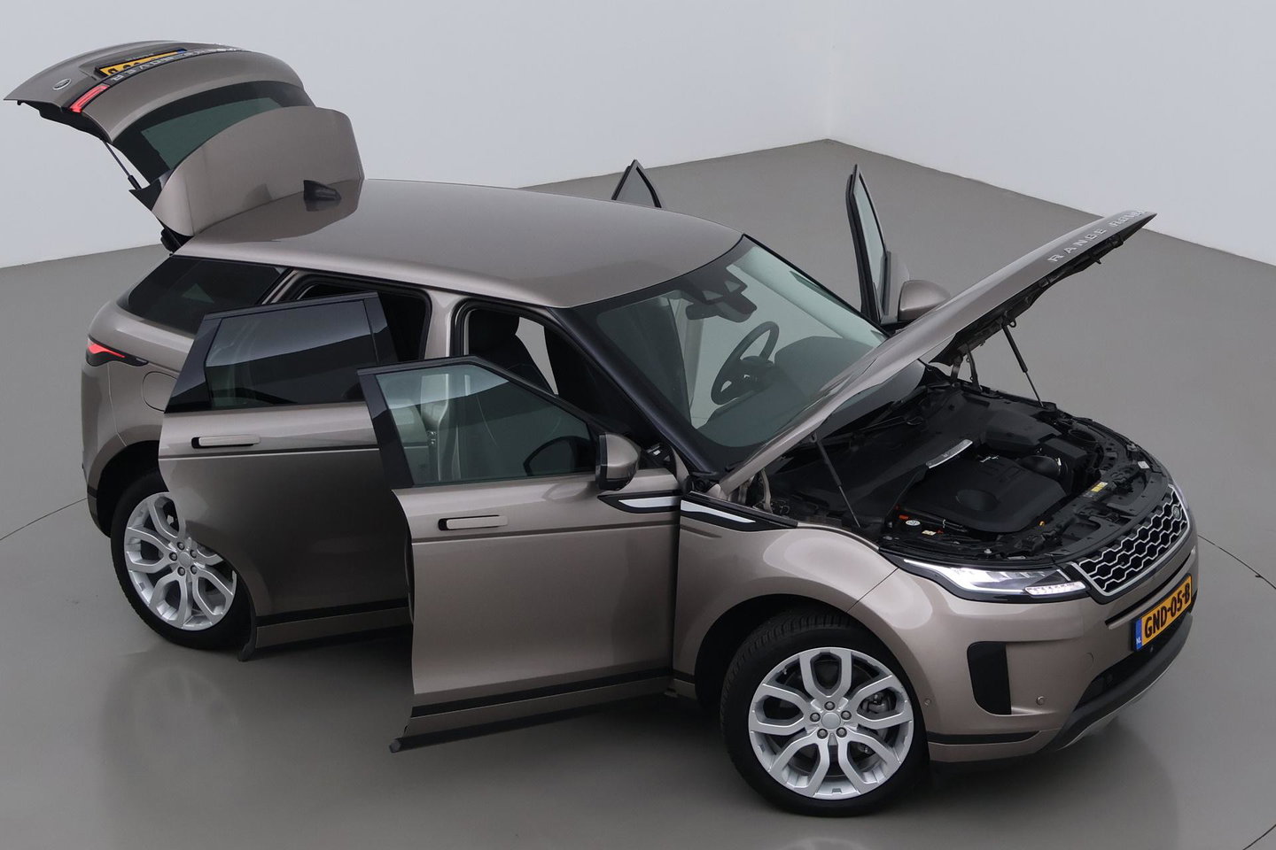 Land Rover Range Rover Evoque P160 S | 20 inch | Trekhaak | 360° Camera | Getint Glas