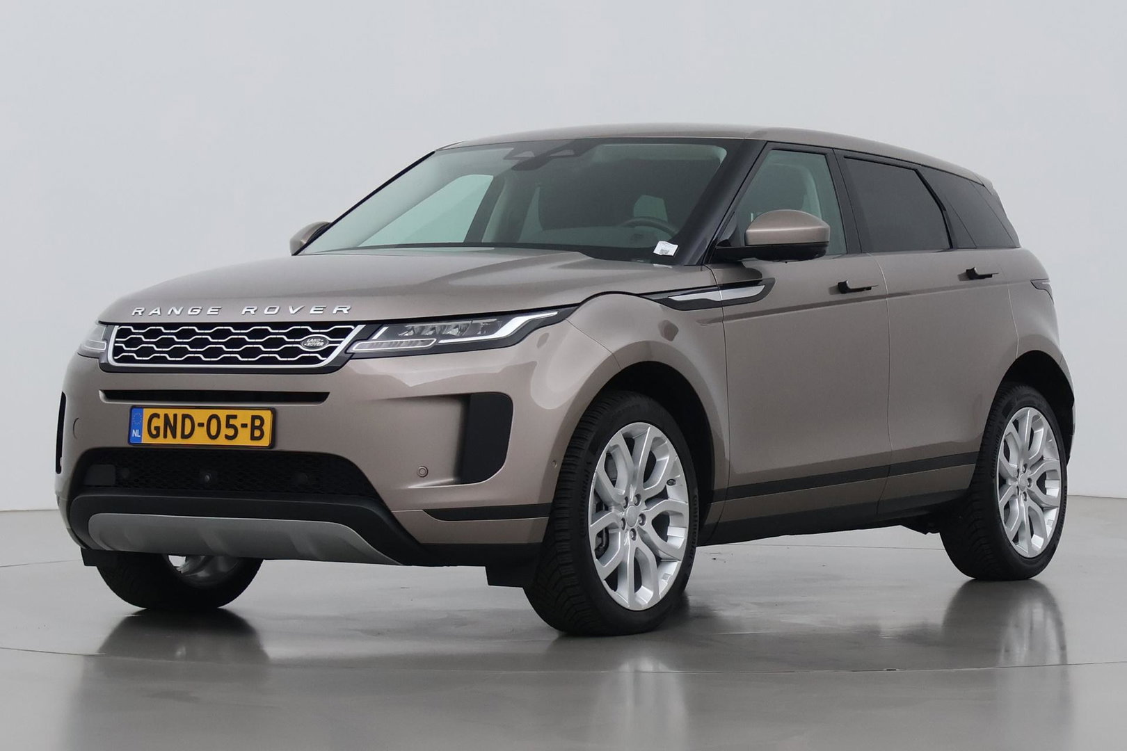 Land Rover Range Rover Evoque P160 S | 20 inch | Trekhaak | 360° Camera | Getint Glas