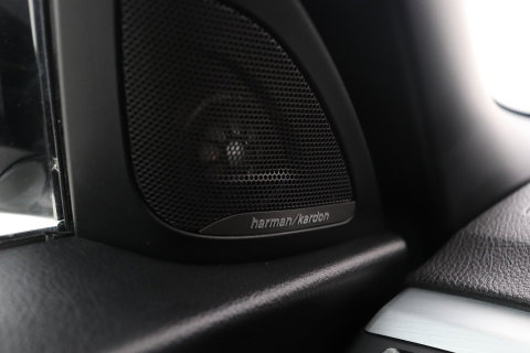BMW 2 Serie Cabrio M235i xDrive | 327Pk! | M-Sport | harman/kardon | Vol-Leder | Stoelverwarming | Camera | 18 Inch