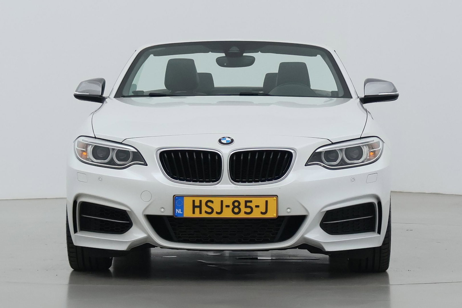 BMW 2 Serie Cabrio M235i xDrive | 327Pk! | M-Sport | harman/kardon | Vol-Leder | Stoelverwarming | Camera | 18 Inch