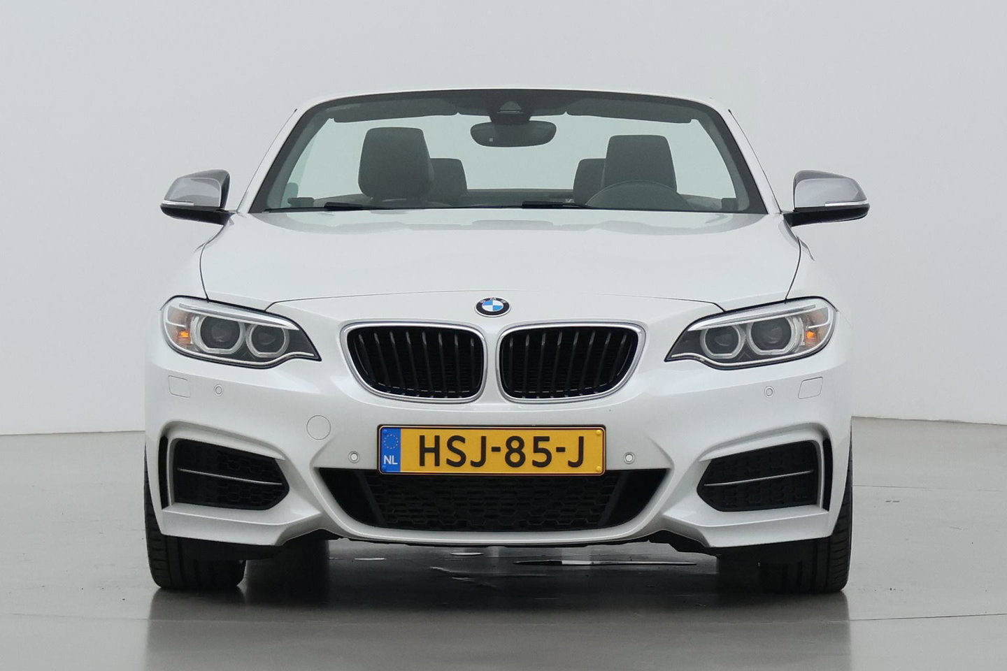 BMW 2 Serie Cabrio M235i xDrive | 327Pk! | M-Sport | harman/kardon | Vol-Leder | Stoelverwarming | Camera | 18 Inch