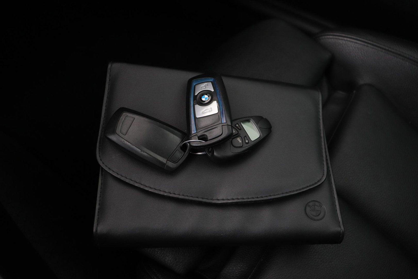 BMW 2 Serie Cabrio M235i xDrive | 327Pk! | M-Sport | harman/kardon | Vol-Leder | Stoelverwarming | Camera | 18 Inch