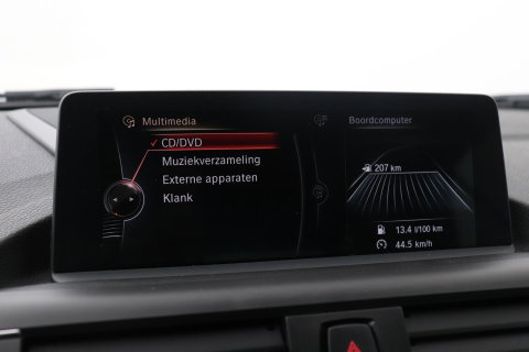BMW 2 Serie Cabrio M235i xDrive | 327Pk! | M-Sport | harman/kardon | Vol-Leder | Stoelverwarming | Camera | 18 Inch