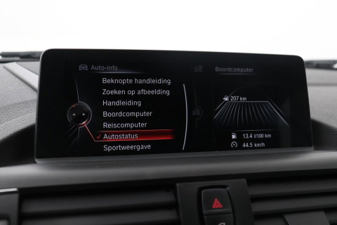 BMW 2 Serie Cabrio M235i xDrive | 327Pk! | M-Sport | harman/kardon | Vol-Leder | Stoelverwarming | Camera | 18 Inch
