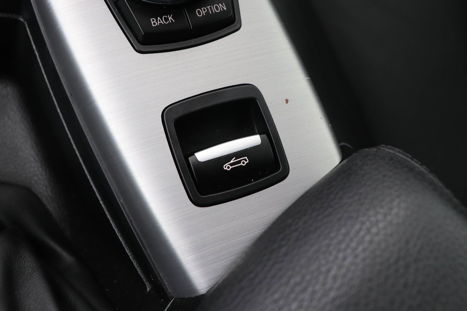 BMW 2 Serie Cabrio M235i xDrive | 327Pk! | M-Sport | harman/kardon | Vol-Leder | Stoelverwarming | Camera | 18 Inch